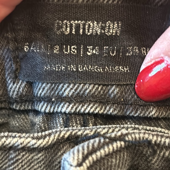 Cotton On black mom jeans size 2 - Picture 6 of 8